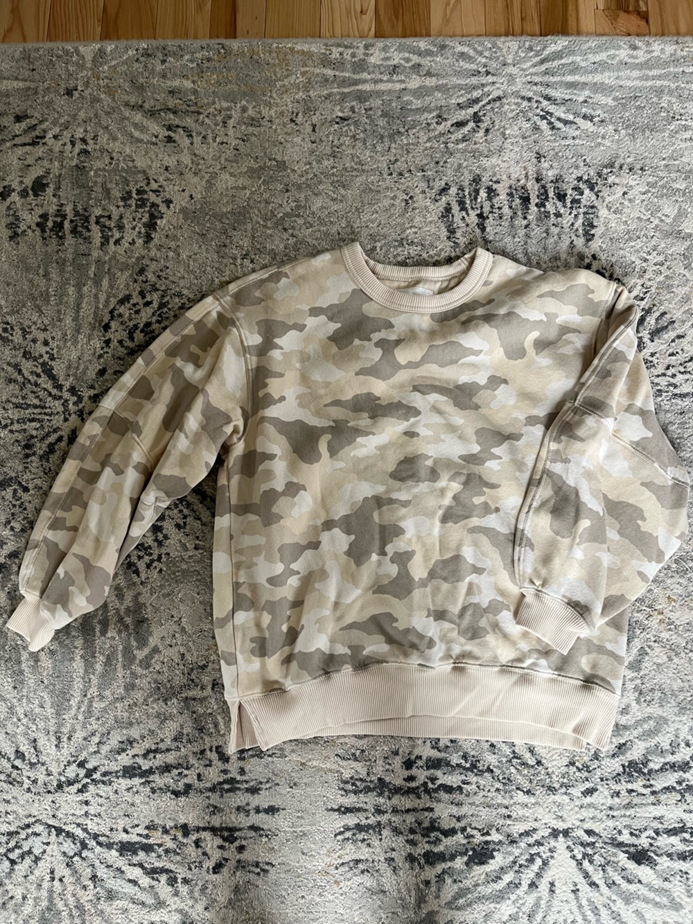aerie Beige and Cream Camo Crewneck Sweater